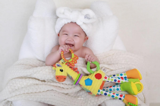 那曲宝宝的口欲期